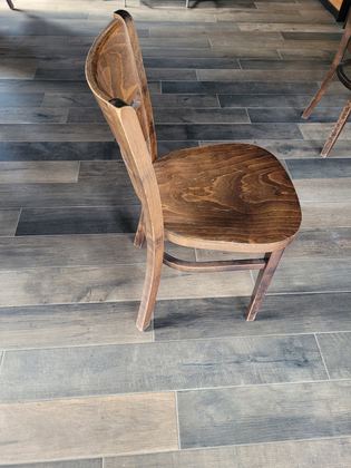 Chaises bistrot bois